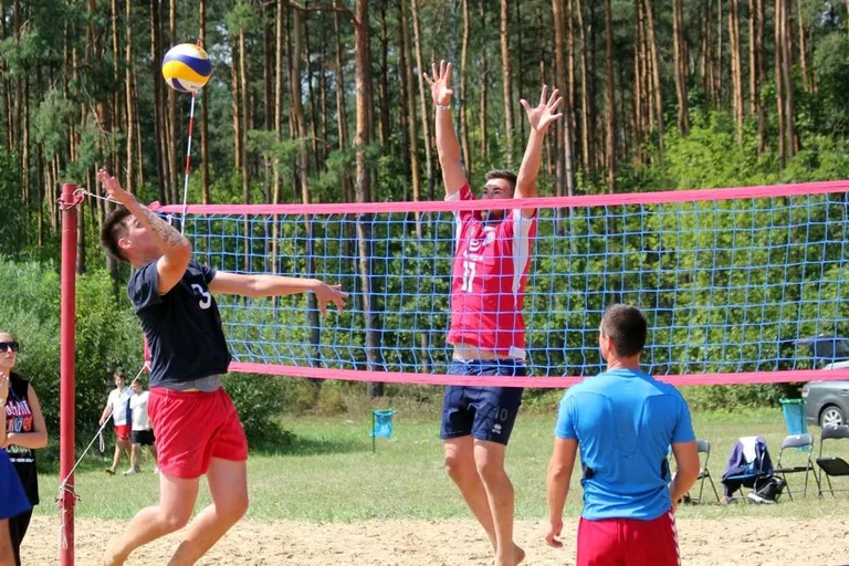 Siatkarskie emocje na plaży (zdjęcia, wideo)