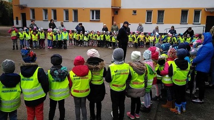 Ostrów Mazowiecka - Ostrowscy policjanci organizują spotkania z najmłodszymi mie