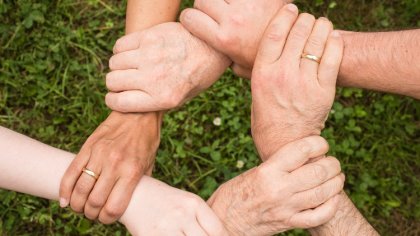 Ostrów Mazowiecka - Zespół Placówek Oświatowych w Wąsewie zaprasza do hali sport