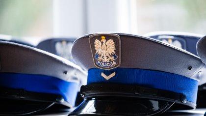 Ostrów Mazowiecka - Policjant z 16-letnim stażem pracy został zatrzymany za jazd