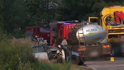 Ostrów Mazowiecka - Trzy osoby zginęły, a pięć zostało rannych w zderzeniu cyste