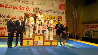 Ostrów Mazowiecka - Reprezentanci Ostrowskiego Klubu Karate Kyokushinkai bardzo 