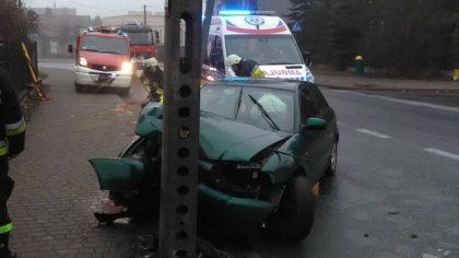 Ostrów Mazowiecka - Kierująca osobowym audi na ostrowskiej ulicy Dubois straciła