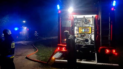 Ostrów Mazowiecka - Do pożaru drewnianej stodoły doszło w czwartek 25 kwietnia w