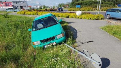 Ostrów Mazowiecka - 44-latek kierujący volkswagenem mając 5 promili alkoholu w o