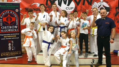 Ostrów Mazowiecka - Po raz kolejny zawodnicy Ostrowskiego Klubu Karate Kyokushin