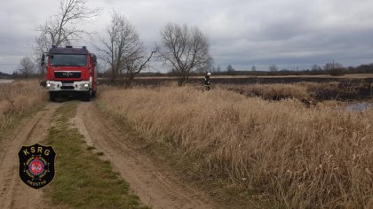 Ostrów Mazowiecka - Dwa zastępy OSP Prostyń brały udział w gaszeniu pożaru traw 