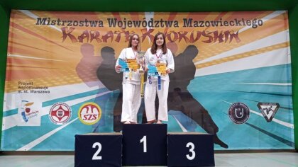 Ostrów Mazowiecka - Zofia Perzan i Oliwia Staniaszek z brokowskiego Klubu Karate