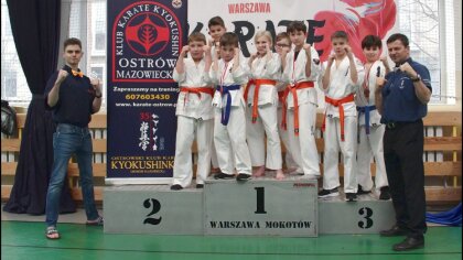 Ostrów Mazowiecka - Zawodnicy Ostrowskiego Klubu Karate Kyokushinkai wzięli udzi