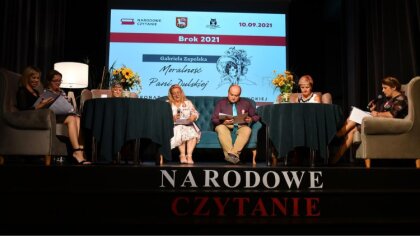 Ostrów Mazowiecka - W Bibliotece Publicznej w Broku odbyło się wspólne czytanie 