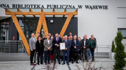 Ostrów Mazowiecka - W Gminnej Bibliotece Publicznej w Wąsewie studenci, wraz z w