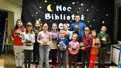 Ostrów Mazowiecka - Noc Bibliotek w Broku była niezwykle ciekawa, dzieci obejrza