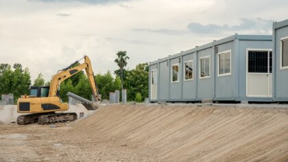 Ostrów Mazowiecka - Firm specjalizujących się w wynajmie kontenerów biurowych, s