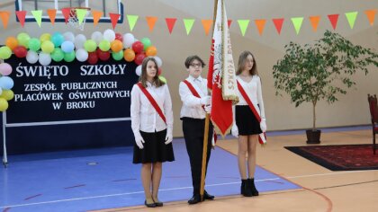 Ostrów Mazowiecka - Zespół Publicznych Placówek Oświatowych w Broku obchodził sw