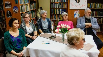 Ostrów Mazowiecka - Pracownicy Gminnej Biblioteki Publicznej w Małkini Górnej po