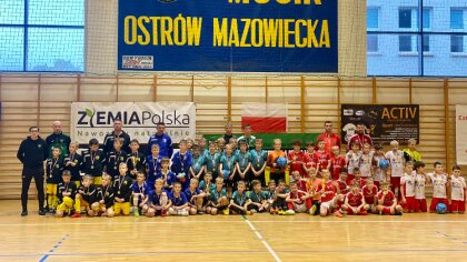 Ostrów Mazowiecka - 11 listopada w hali MOSiR-u w Ostrowi Mazowieckiej odbył się