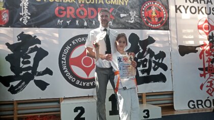 Ostrów Mazowiecka - Lena Wójcicka z Brokowskiego Klubu Karate Kyokushinkai zajęł