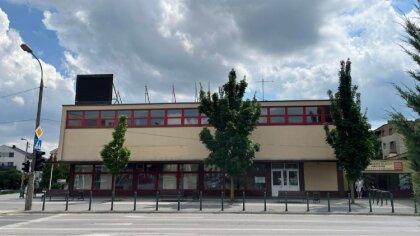 Ostrów Mazowiecka - W lutym br. miasto kupiło od PSS Społem budynek po byłym SDH