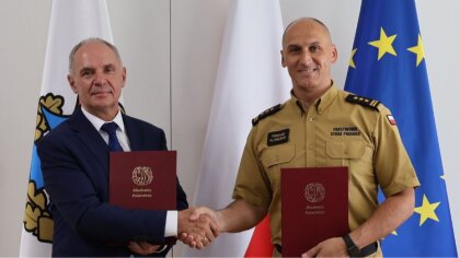 Ostrów Mazowiecka - Podpisanie porozumienia o współpracy między Akademią Pożarni