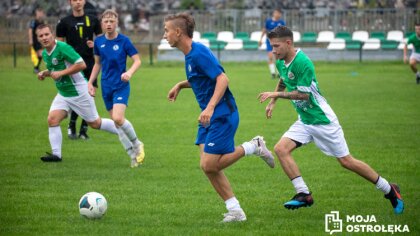 Ostrów Mazowiecka - Piłkarze FDP Ostrów Mazowiecka rozegrali mecz kontrolny.
[f