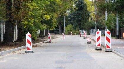 Ostrów Mazowiecka - Na ulicy Szkoły Podchorążych Piechoty w Ostrowi Mazowieckiej