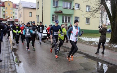 Ostrów Mazowiecka - Kilkudziesięciu mieszkańców Ostrowi Mazowieckiej i powiatu o