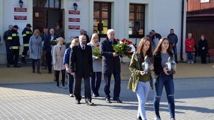 Ostrów Mazowiecka - Władze samorządowe miasta i gminy Brok wspólnie z mieszkańca