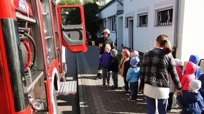 Ostrów Mazowiecka - 140 dzieci oraz 33 osoby dorosłe zostały ewakuowane z Miejsk