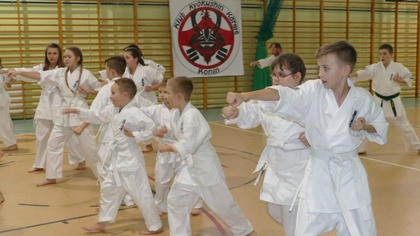 Ostrów Mazowiecka - Klub Karate Kyokushin Ronin przeprowadził w Bogutach-Piankac