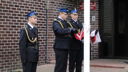 Ostrów Mazowiecka - W sobotę 11 listopada na placu przed Komendą Powiatową Państ