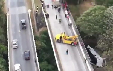 Ostrów Mazowiecka - 18 osób zginęło w wypadku autokaru w Panamie. Lokalne władze